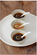 Load image into Gallery viewer, 沖繩 辺銀食堂 石垣島辣椒油/ 石垣島蒜油 / 石垣島辣椒油(激辛) (3瓶) Okinawa Ishigaki Island_Chili Oil / Garlic Oil / spicy chili oil 3 bottle set